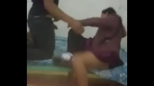 Cholita cachando en una farra